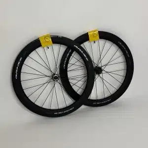 Roues Carbones neuves Dura ace 1090 euros